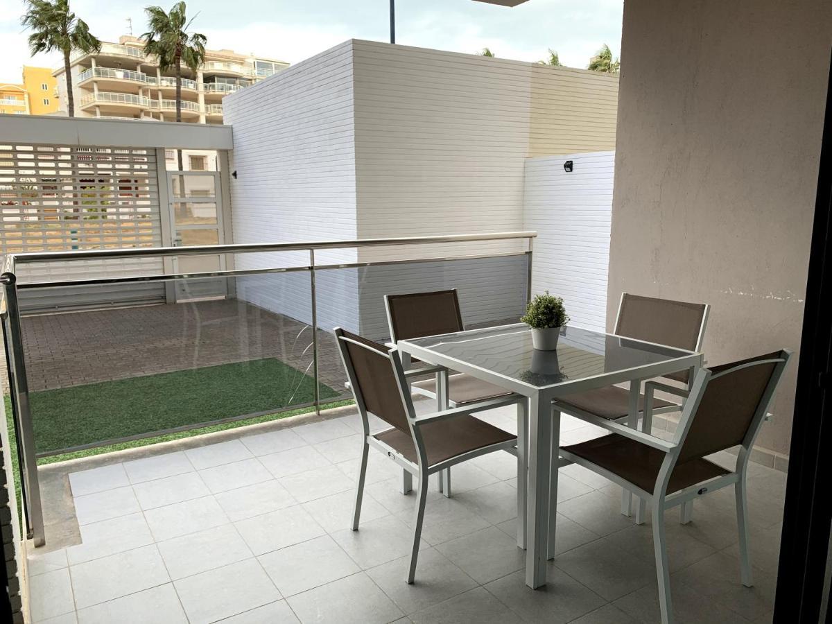 Apartamento Con Jardin En Primera Linea De Playa Con Parking Y Piscina Пеньискола Экстерьер фото