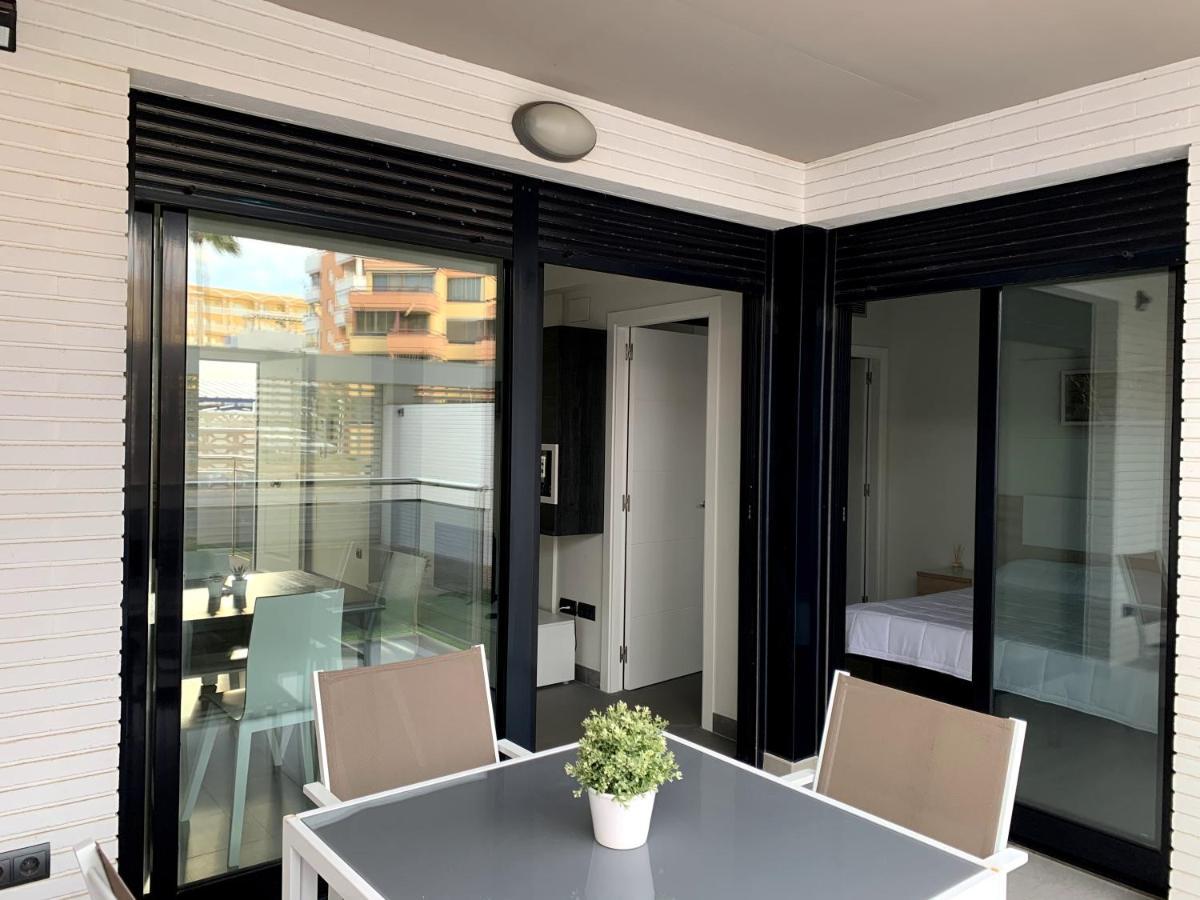Apartamento Con Jardin En Primera Linea De Playa Con Parking Y Piscina Пеньискола Экстерьер фото